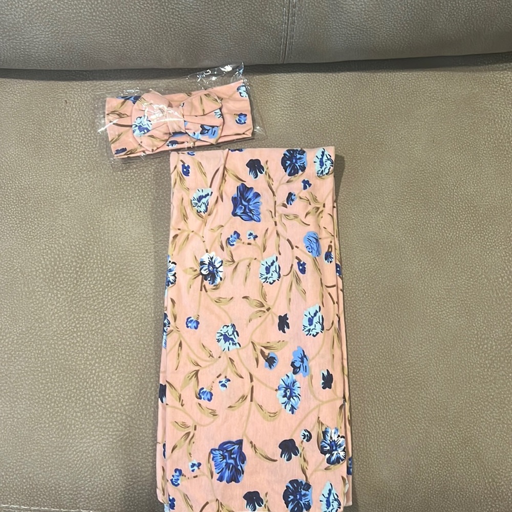 baby swaddle blanket with headband